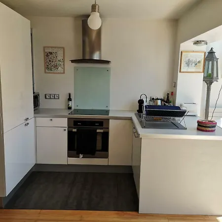 La Bergerie De Gaby * Йер